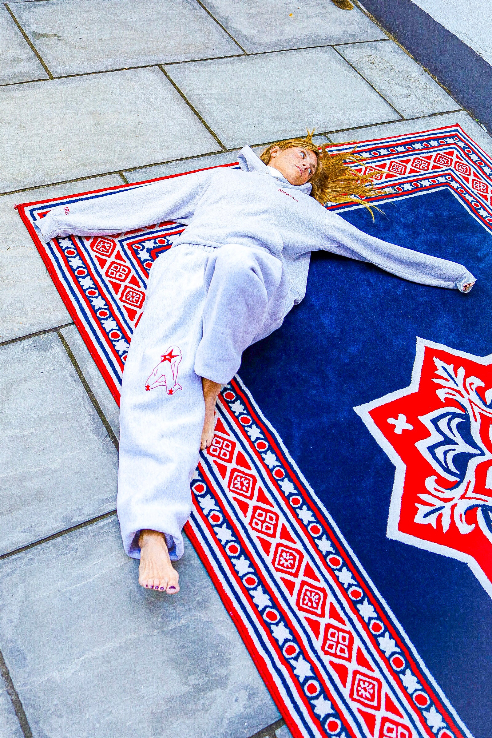 BLOOD TAPIS